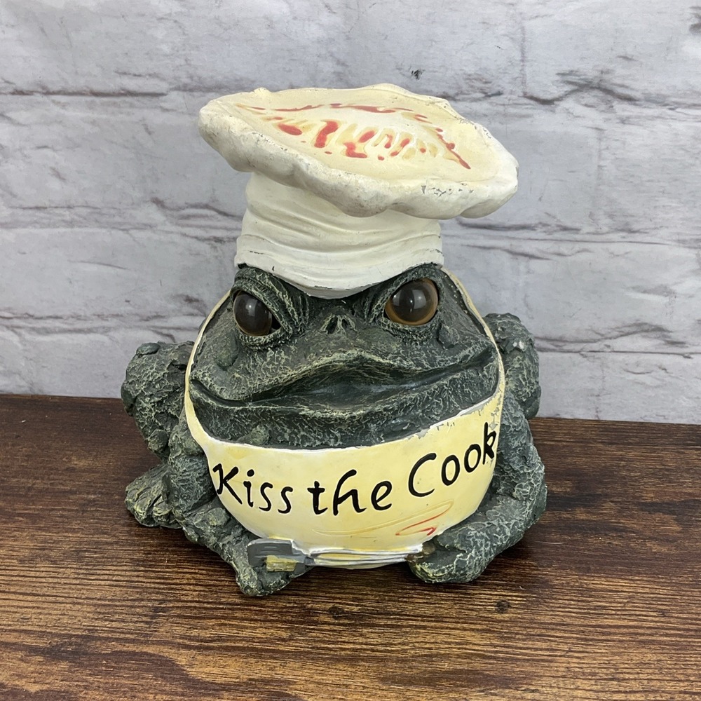 Homestyles Toad Hollow Kiss The Cook Chef Toad Vintage 80 Garden Statue  Big 7"
